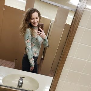 Meet your Posher, Heidi